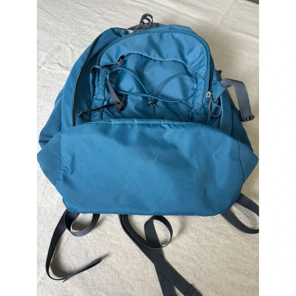 Osprey Backpack Questa 24/Seven Series Teal Blue Hiking Commute Travel Laptop